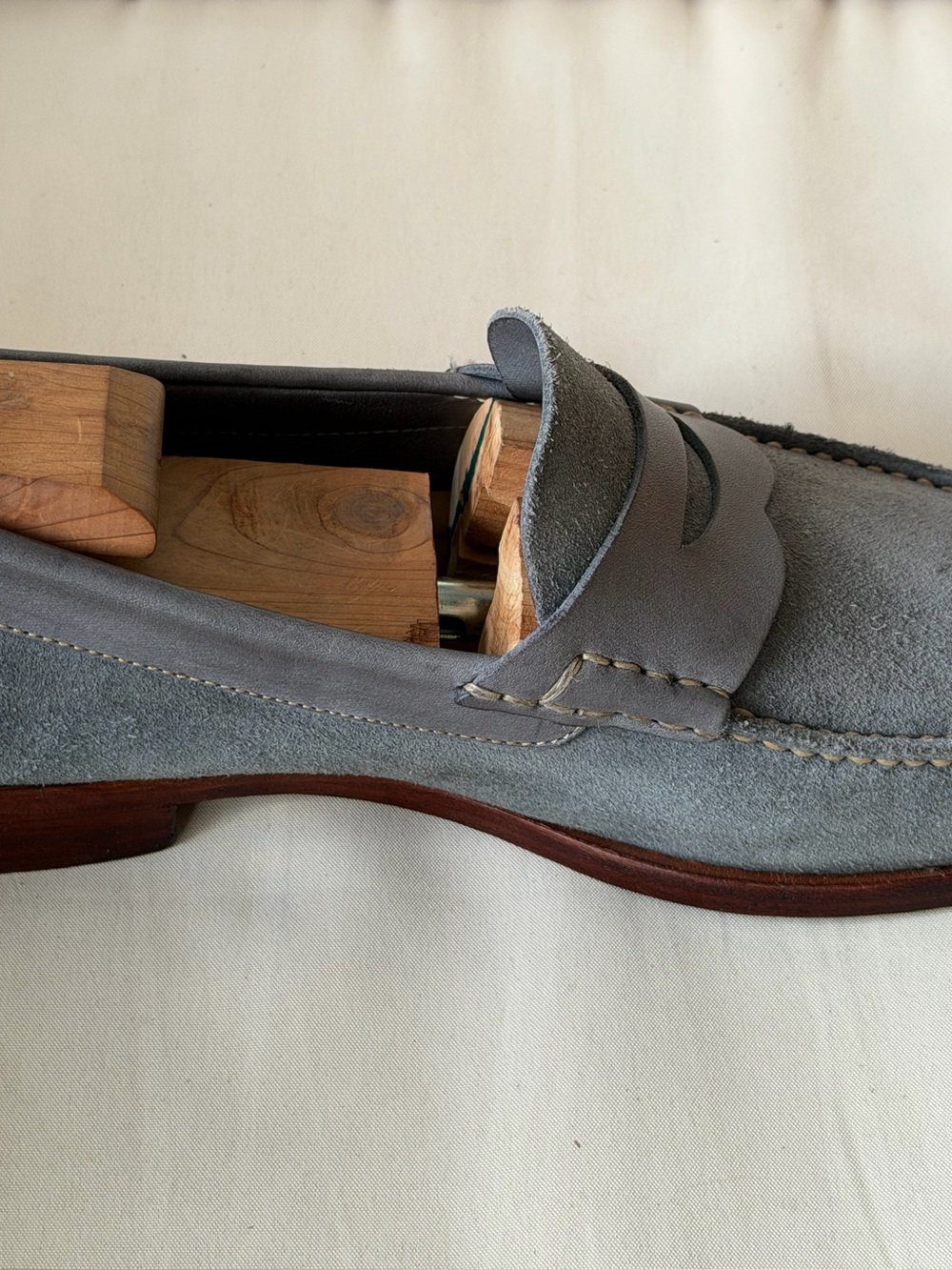 Johnston & Murphy Gray Blue Suede Penny Loafers | Sheepskin | Size 9.5 - Picture 12 of 13